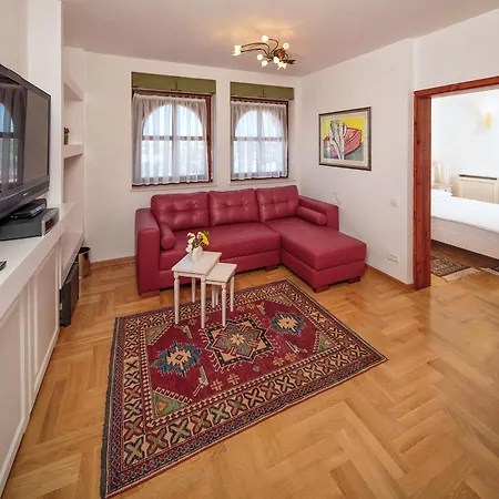 Vulin Veruda Villa Póla